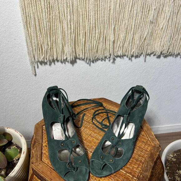 J CREW Green Suede Peep Toe Tie Lace Up Leather Suede Wedge Sandals 8,5 - Picture 2 of 8
